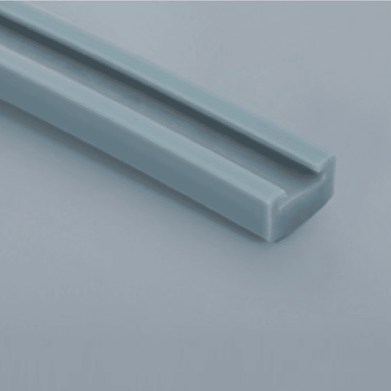 Flexible chain guide profile